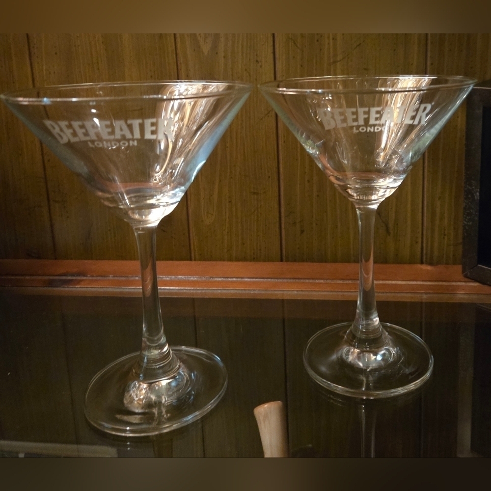NWOT | Beefeater | Martini Glass Set | Set of Two | Perfect Condition - Picture 8 of 13
